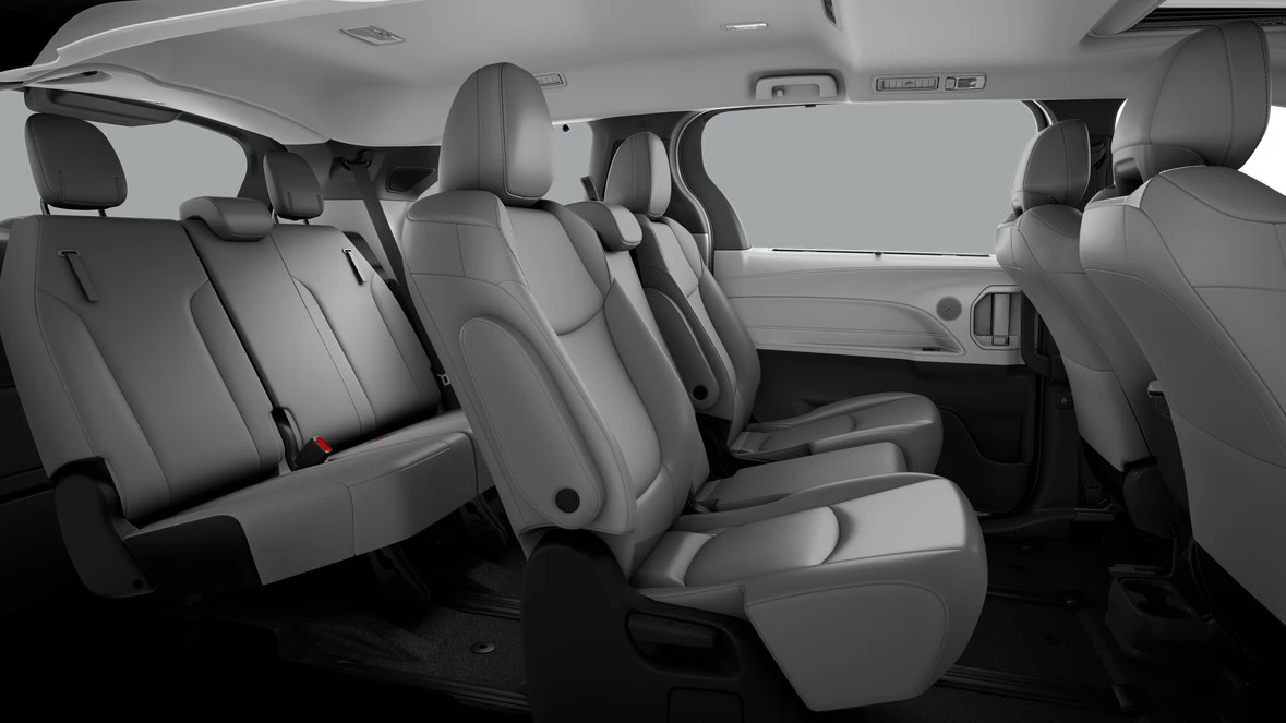 2026 Toyota Sienna 4th Gen - Image 7 of 8