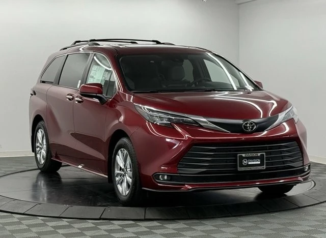 2026 Toyota Sienna 4th Gen - Image 5 of 12