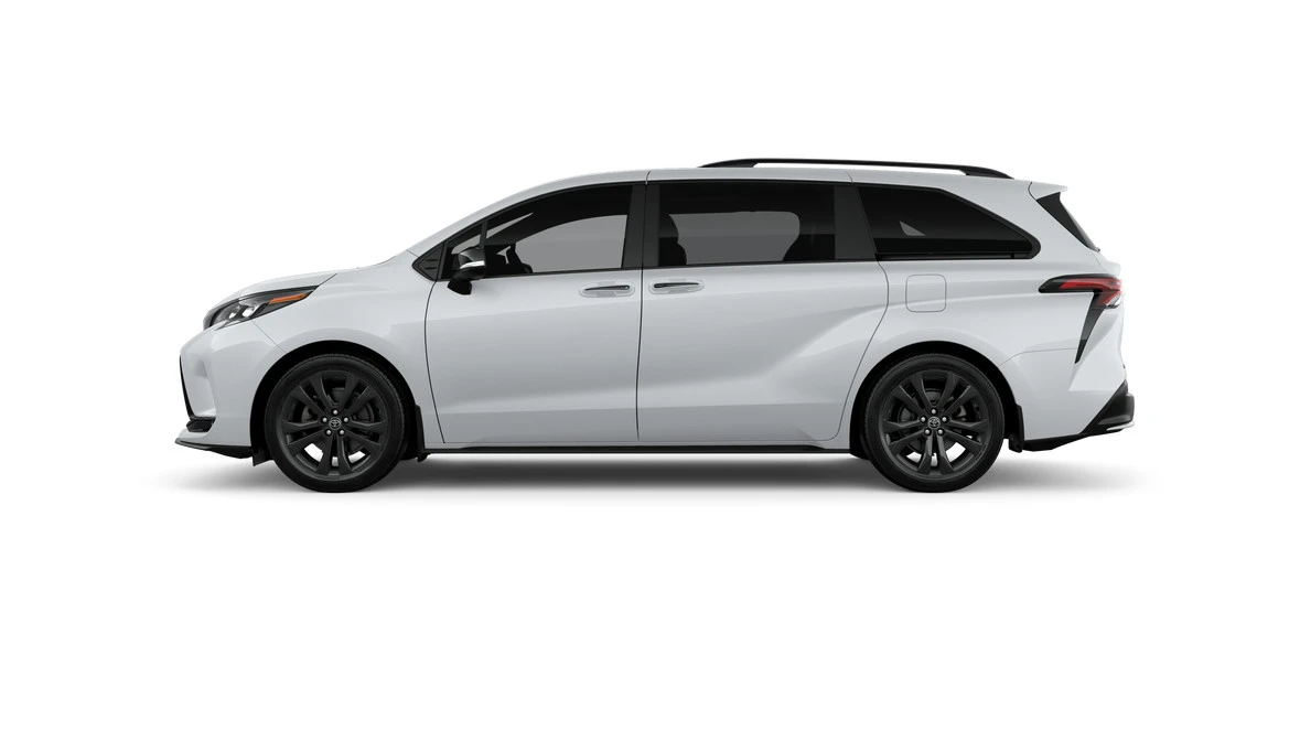 2026 Toyota Sienna 4th Gen - Image 3 of 8