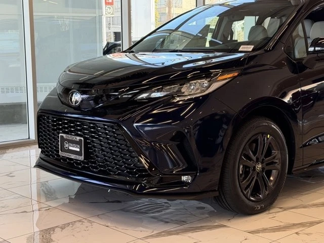 2026 Toyota Sienna 4th Gen - Image 3 of 12