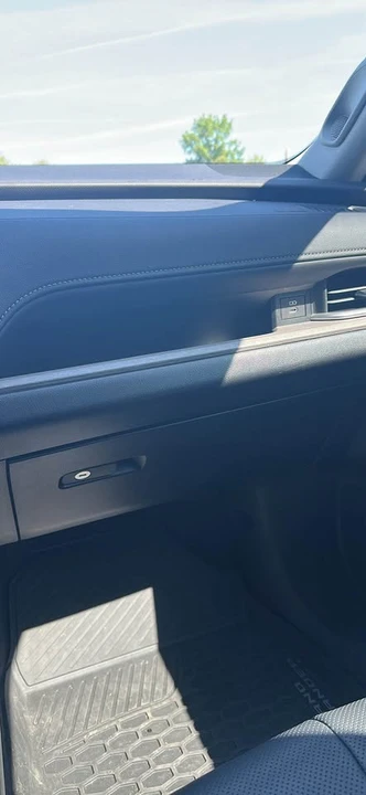 2026 Toyota Highlander - Image 14 of 15