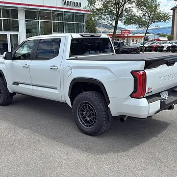 2026 Toyota Tundra Hybrid Platinum TRD LIFT