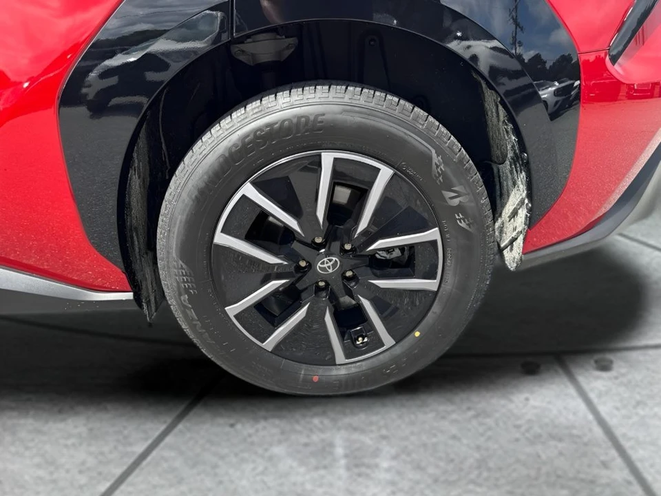 2026 Toyota - Image 21 of 23