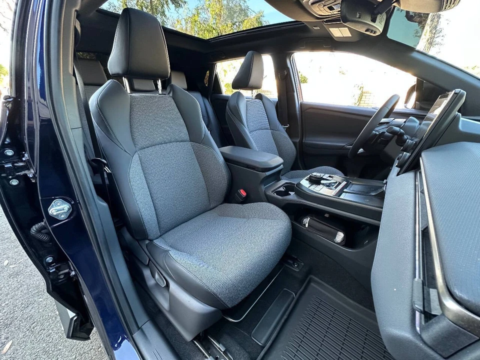 2026 Toyota - Image 20 of 31