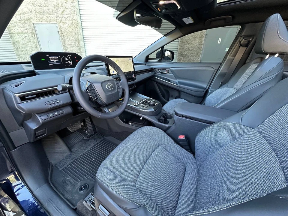 2026 Toyota - Image 15 of 31