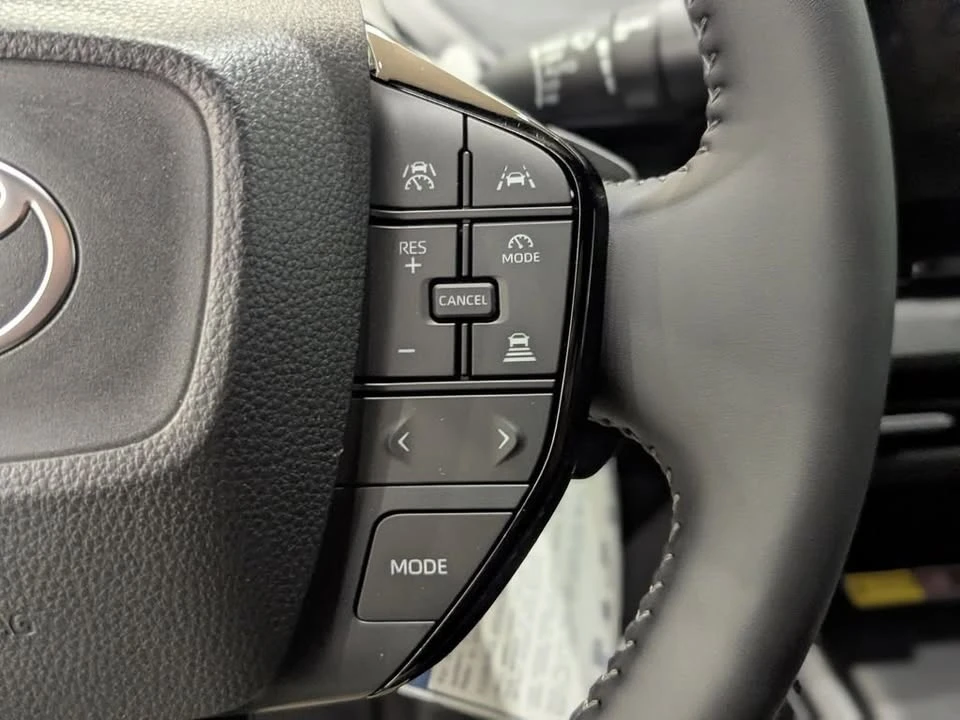 2026 Toyota C-HR - Image 12 of 19