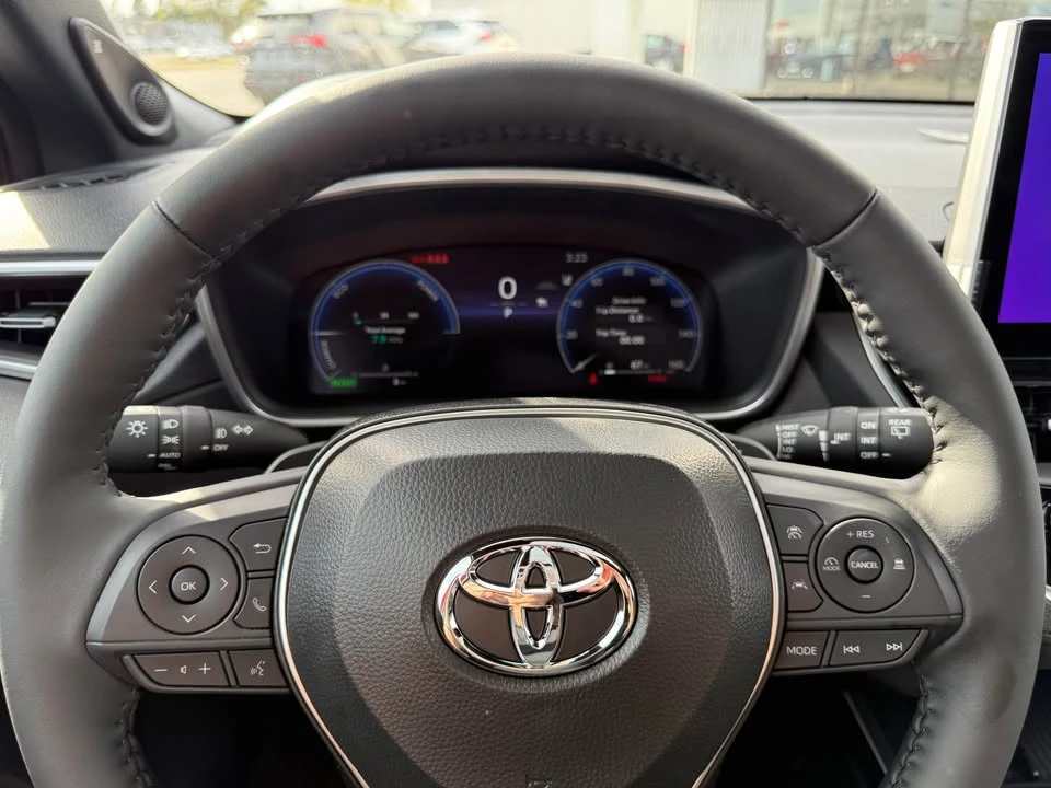 2026 Toyota Corolla Cross - Image 11 of 20