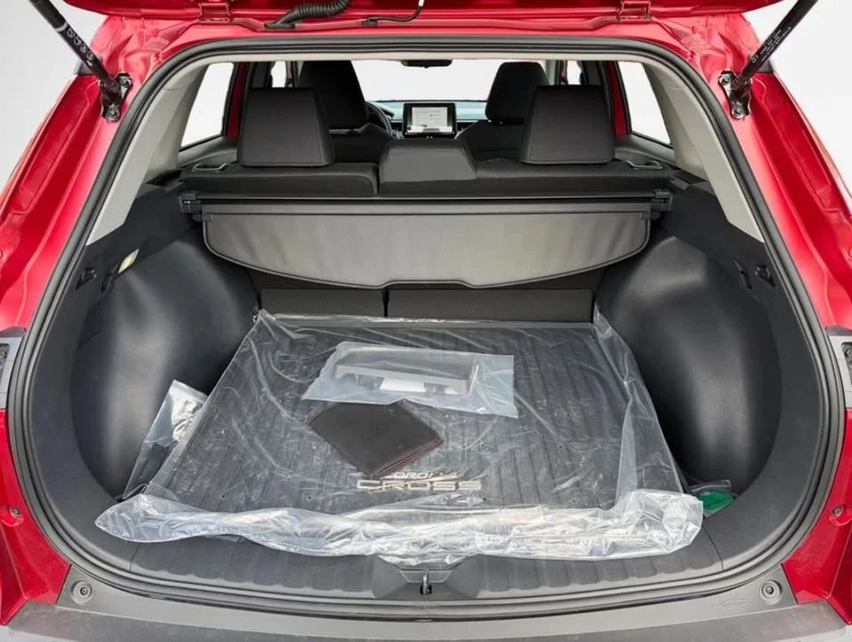 2026 Toyota Corolla Cross - Image 3 of 5