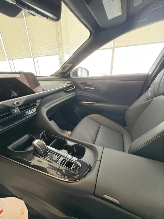 2026 Toyota Crown 16th Gen - Image 9 of 11