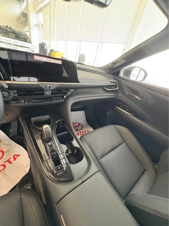 2026 Toyota Crown 16th Gen - Image 8 of 11