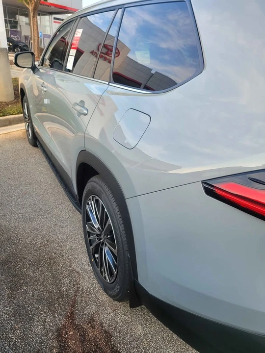 2026 Toyota Highlander - Image 11 of 13