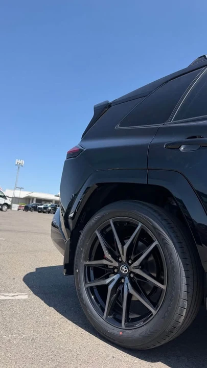 2026 Toyota RAV4 5th Gen - Image 4 of 19