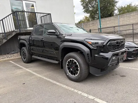2026 Toyota Tacoma Hybrid TRD Off-Road Premium