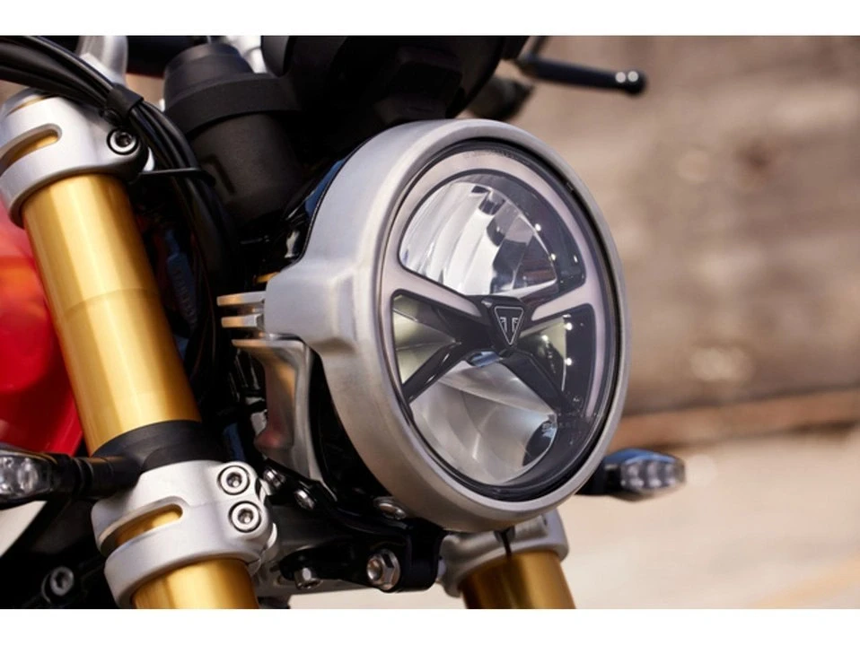 2026 Triumph Speed Twin 1200 - Image 4 of 19