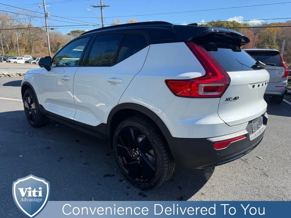 2026 Volvo XC40 - Image 6 of 16