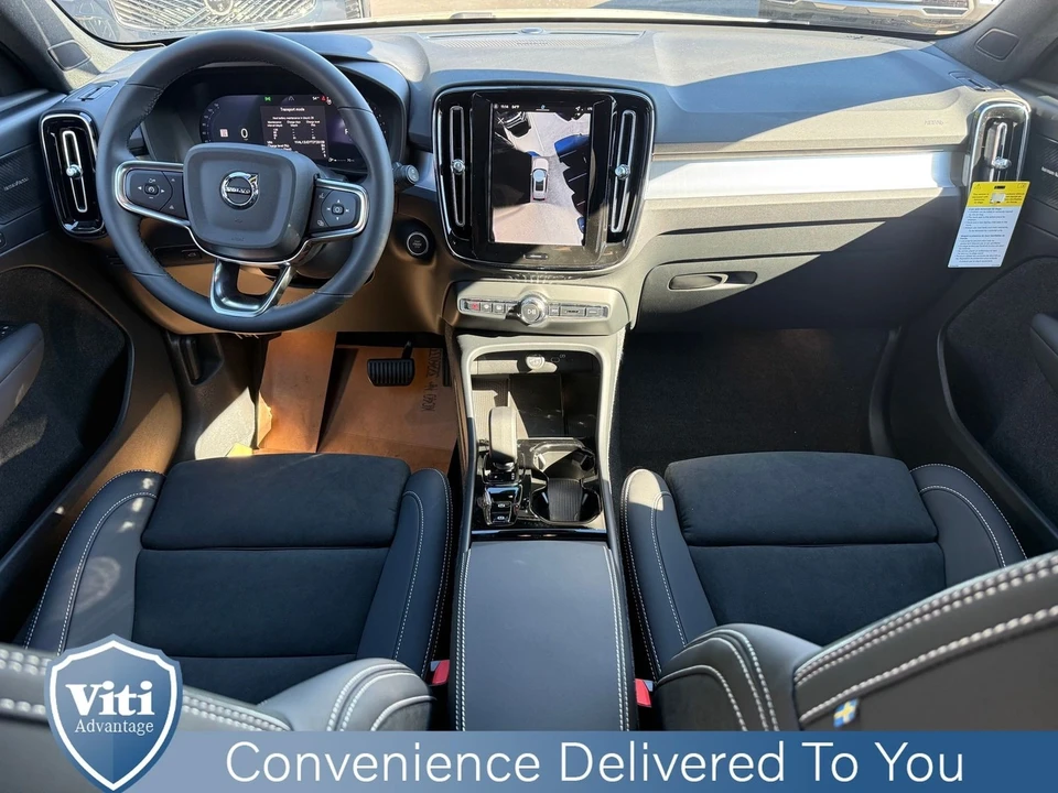 2026 Volvo XC40 - Image 2 of 16