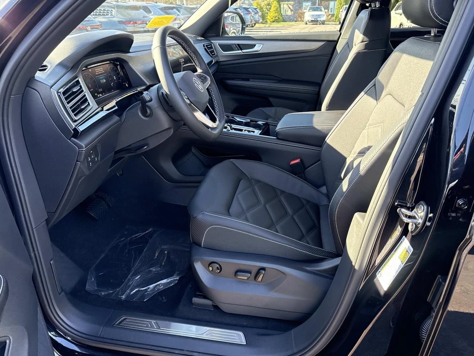 2026 Volkswagen Atlas - Image 8 of 13