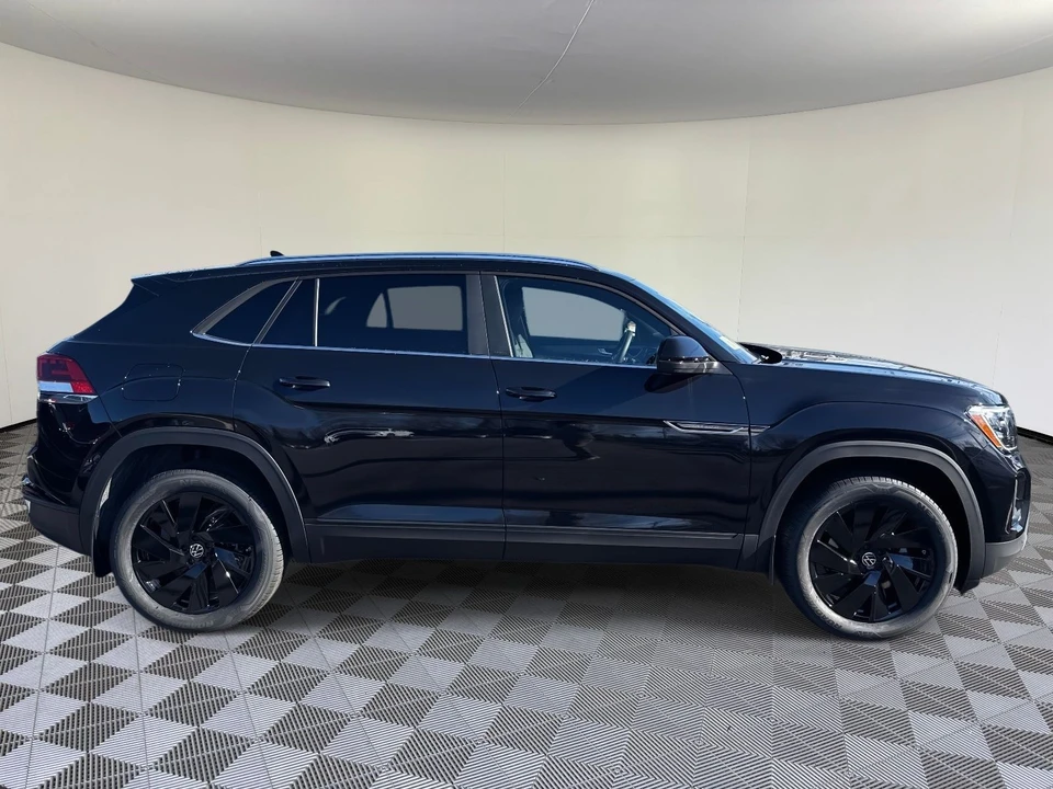 2026 Volkswagen Atlas - Image 2 of 13