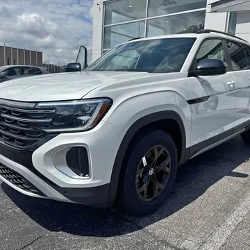 2026 Volkswagen Atlas Peak Edition SE 4MOTION w/Tech Pkg