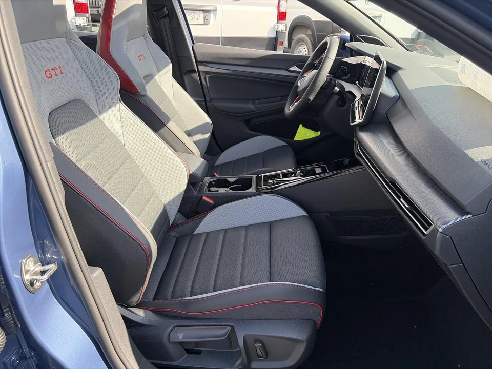 2026 Volkswagen GTI Mk8 - Image 22 of 31