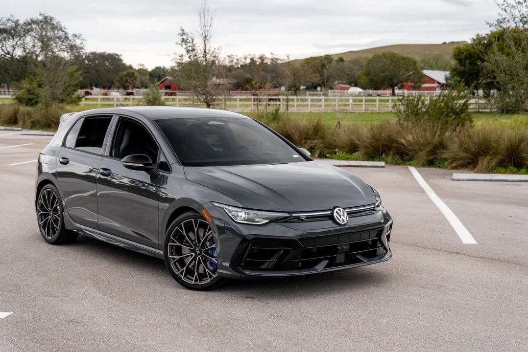 2026 Volkswagen Golf R Mk8 - Image 3 of 31