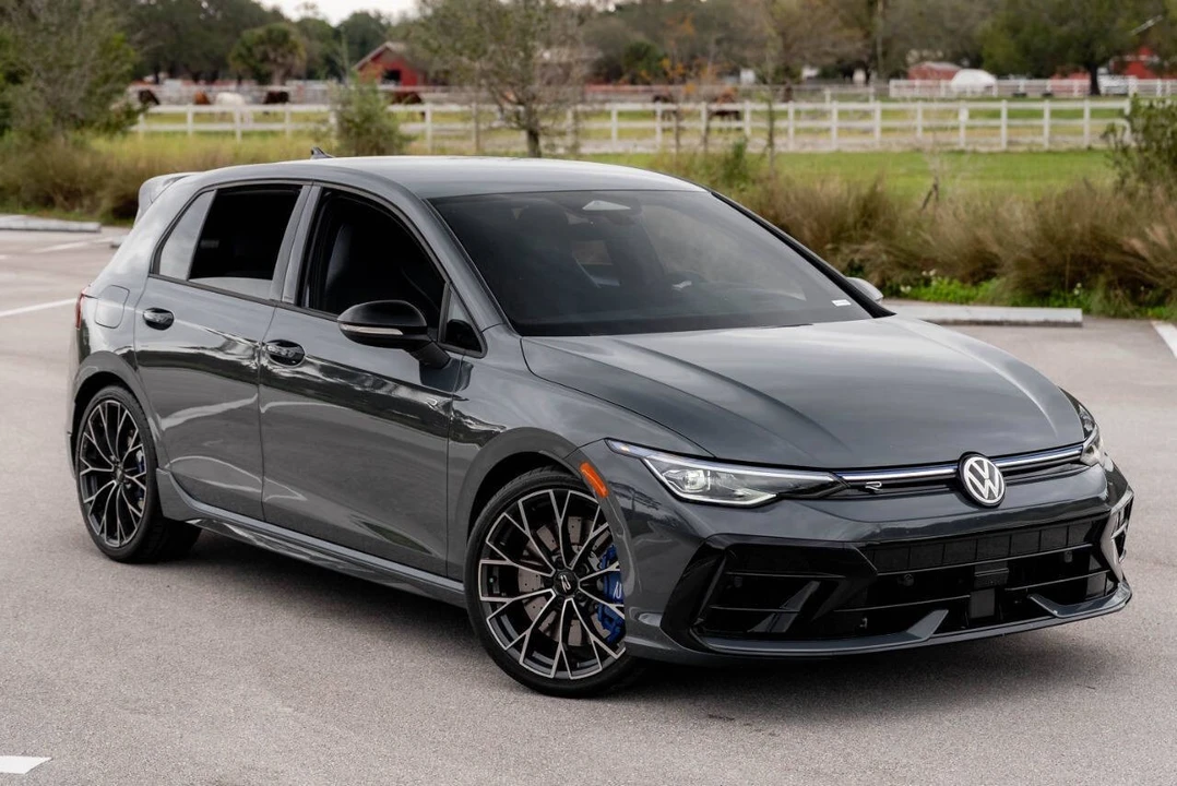 2026 Volkswagen Golf R Mk8 - Image 2 of 31