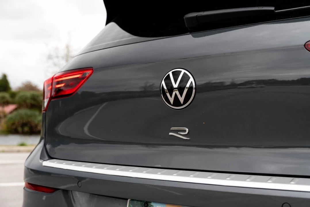 2026 Volkswagen Golf R Mk8 - Image 12 of 31