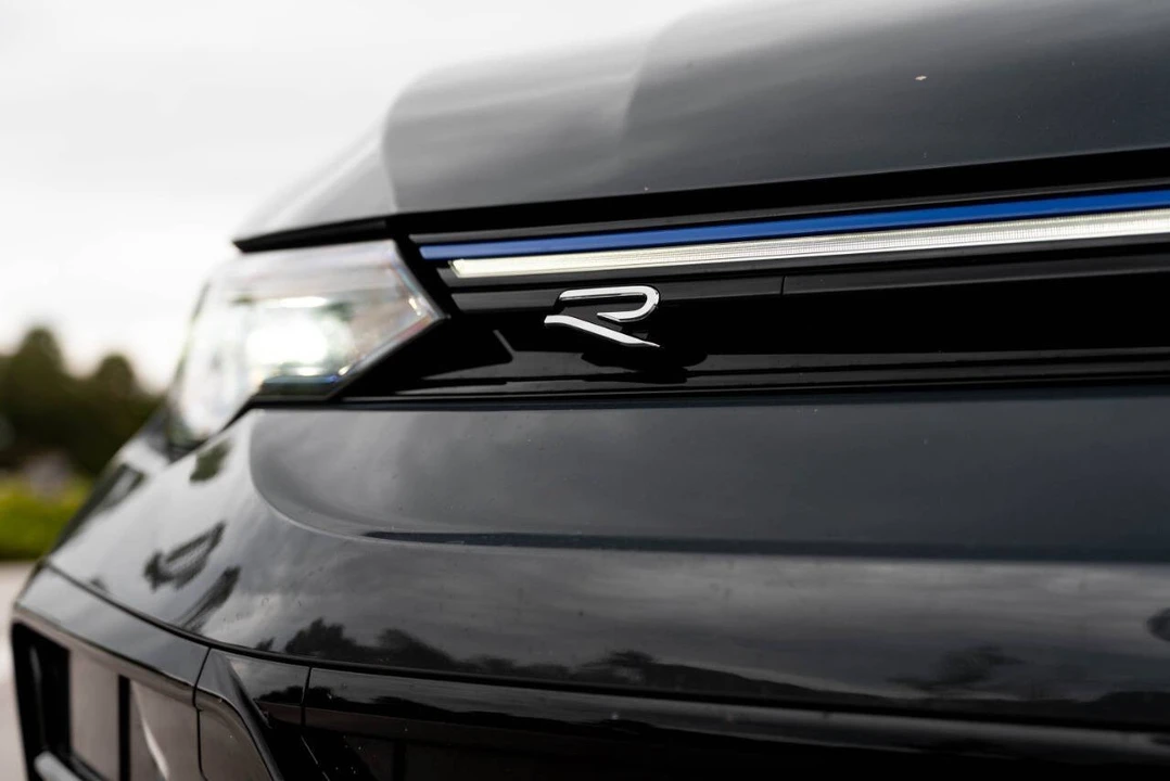2026 Volkswagen Golf R Mk8 - Image 7 of 31