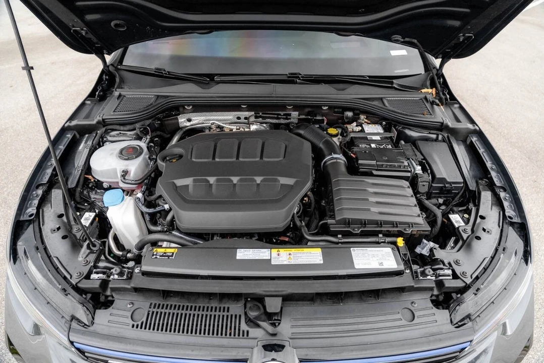 2026 Volkswagen Golf R Mk8 - Image 20 of 31
