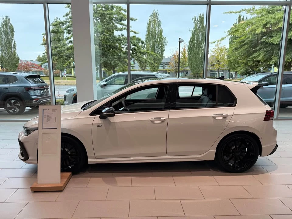 2026 Volkswagen Golf R Mk8 - Image 3 of 10