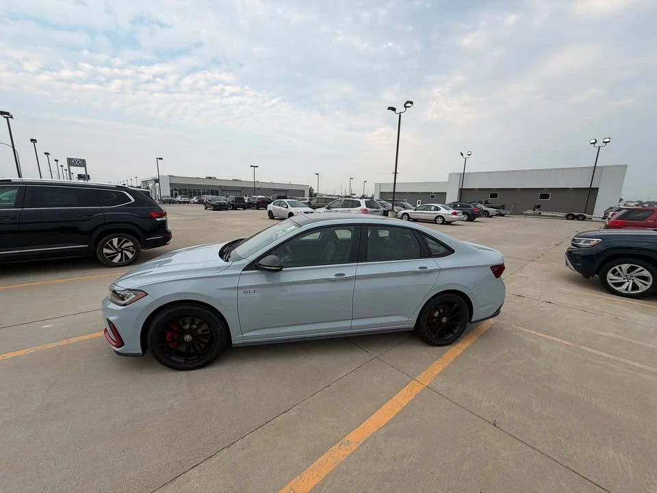 2026 Volkswagen A7 Jetta - Image 3 of 11