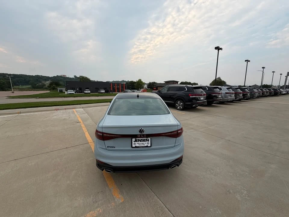 2026 Volkswagen A7 Jetta - Image 5 of 11