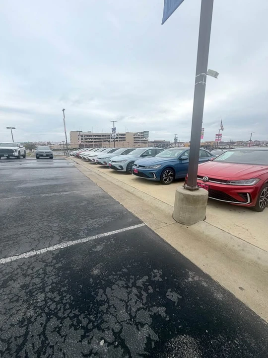 2026 Volkswagen A7 Jetta - Image 2 of 4