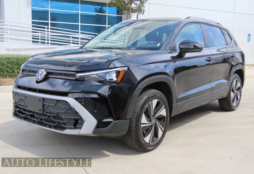 2026 Volkswagen Taos - Image 3 of 31
