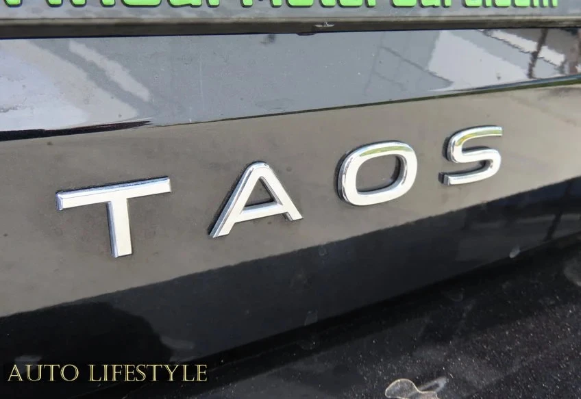 2026 Volkswagen Taos - Image 18 of 31