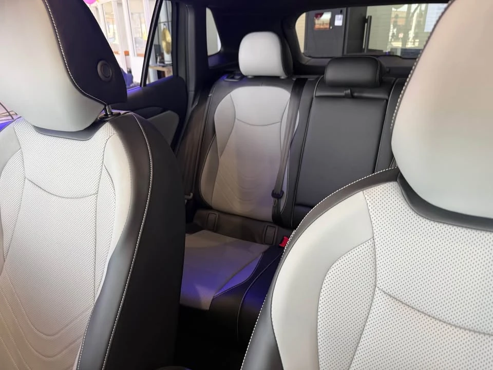 2026 Volkswagen Tiguan - Image 3 of 3