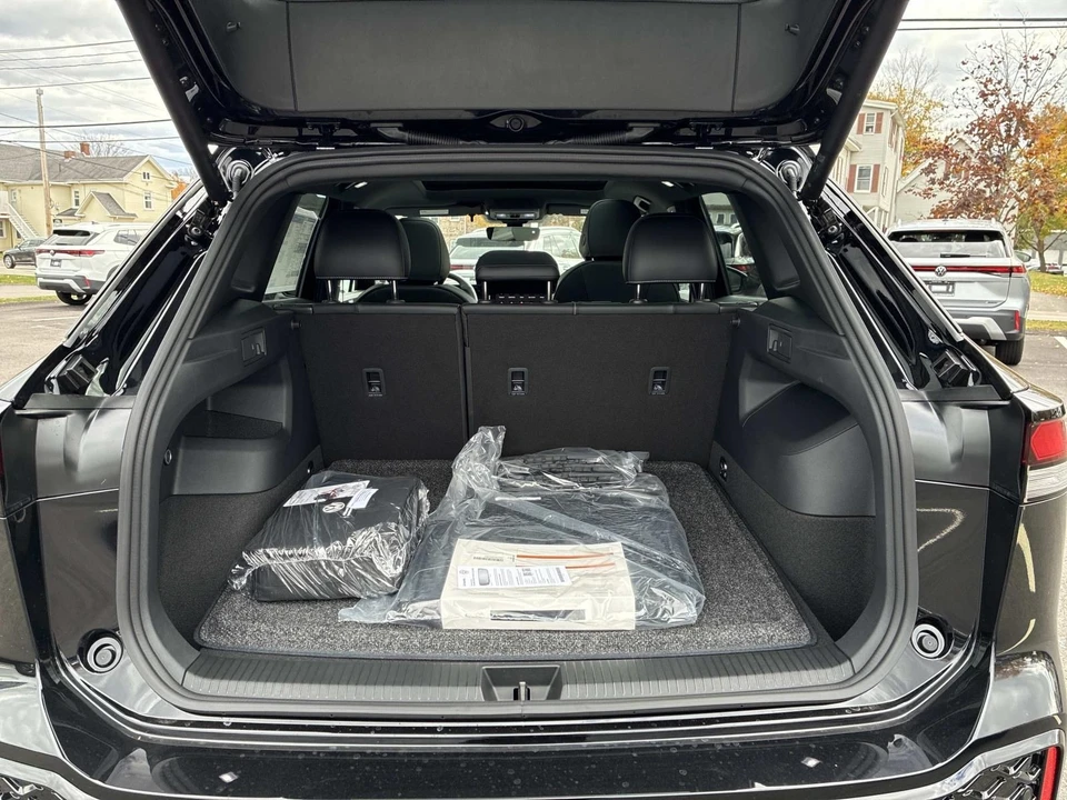 2026 Volkswagen Tiguan - Image 5 of 19