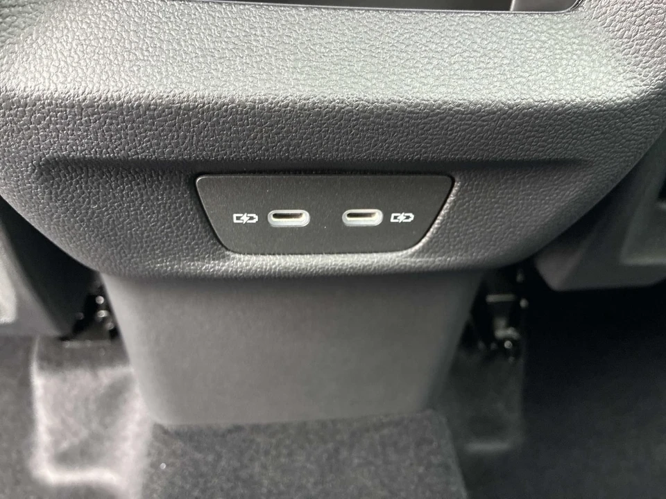 2026 Volkswagen Tiguan - Image 8 of 19