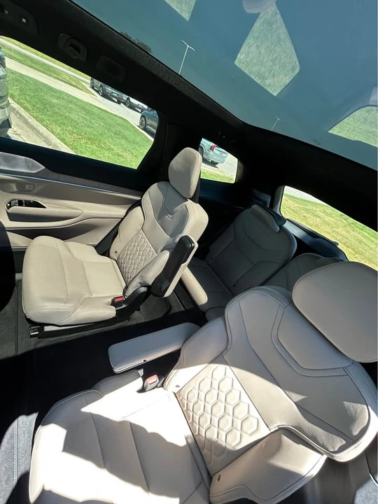 2026 Volvo XC90 - Image 11 of 11