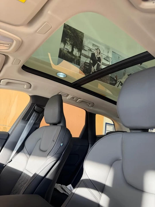 2026 Volvo XC60 2nd Gen - Image 12 of 18