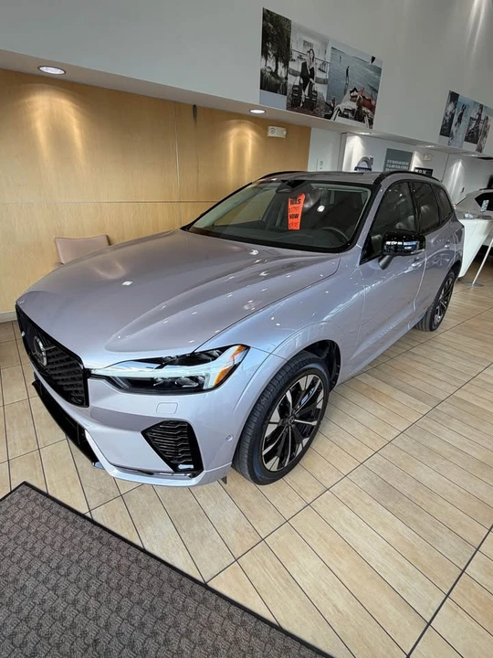 2026 Volvo XC60 2nd Gen - Image 3 of 18