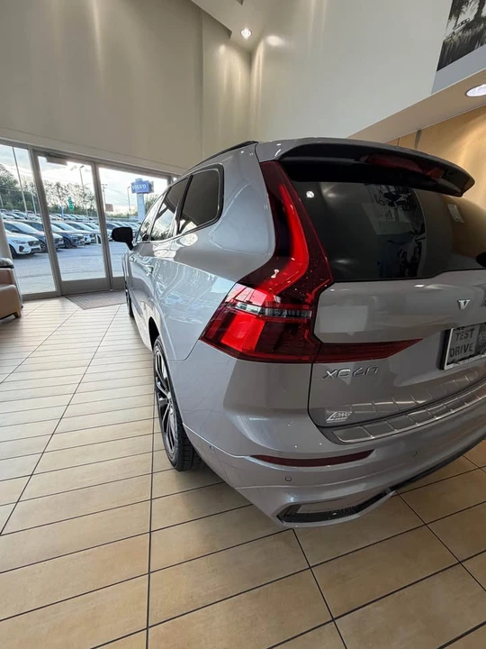 2026 Volvo XC60 2nd Gen - Image 5 of 18