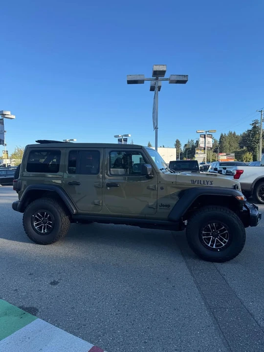 2026 Jeep JL Wrangler - Image 3 of 20