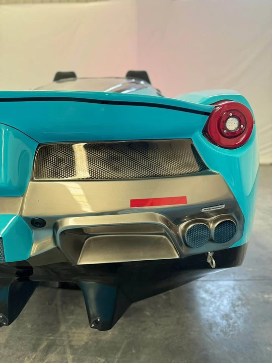 2026 Ferrari LaFerrari - Image 4 of 10