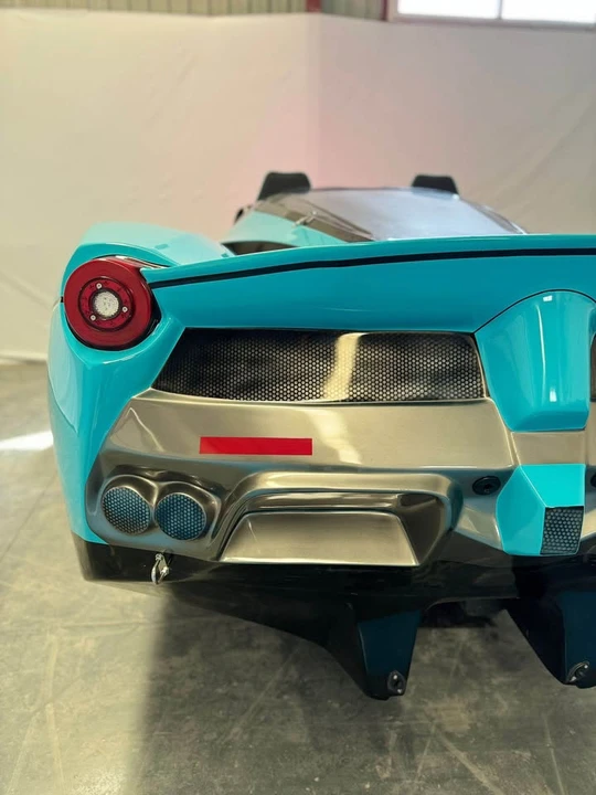2026 Ferrari LaFerrari - Image 5 of 10