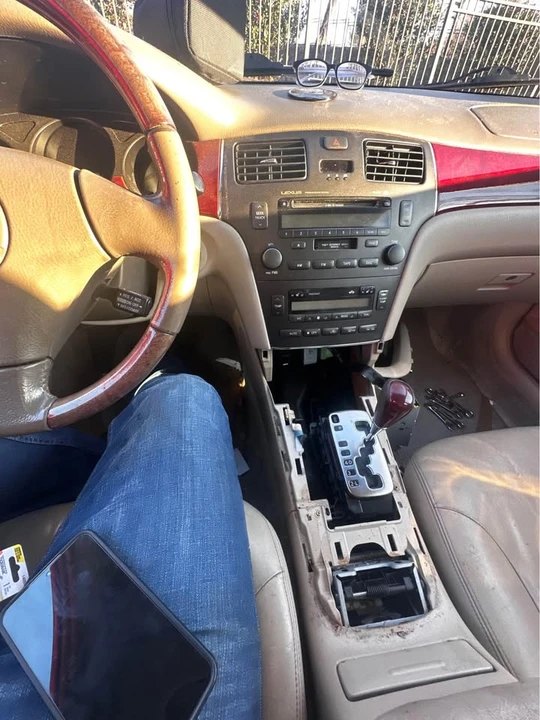 2027 Alfa Romeo 164 - Image 4 of 9