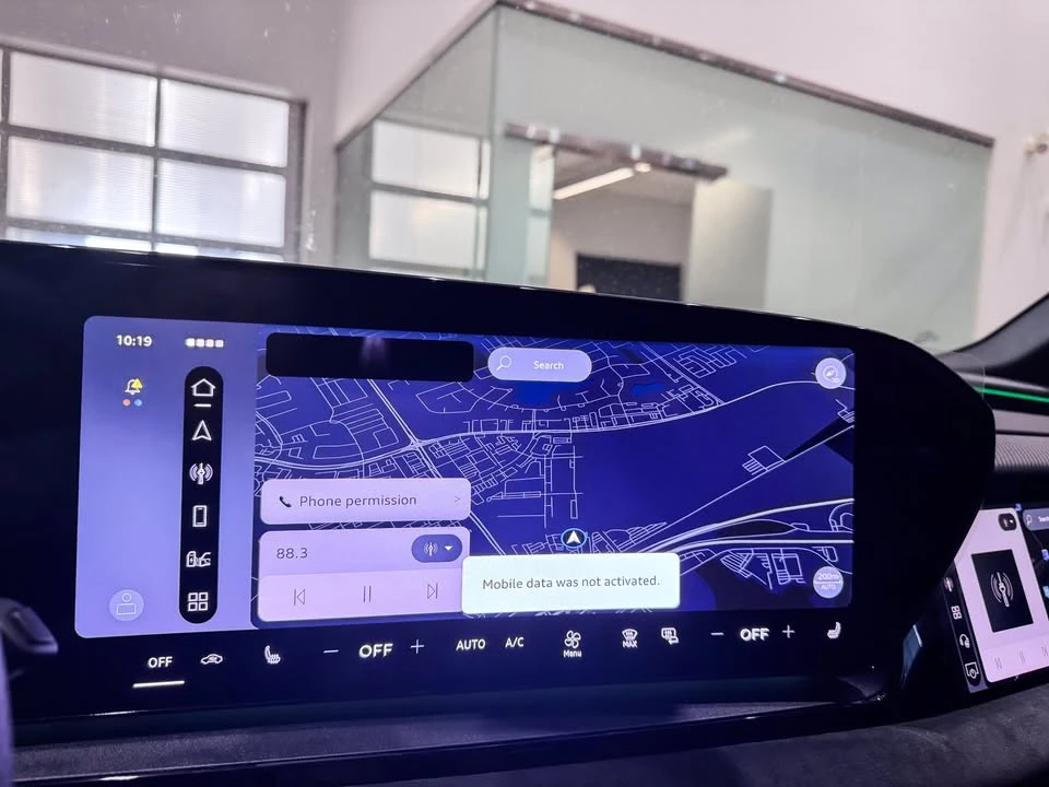 2027 Audi SQ6 e-tron - Image 17 of 20
