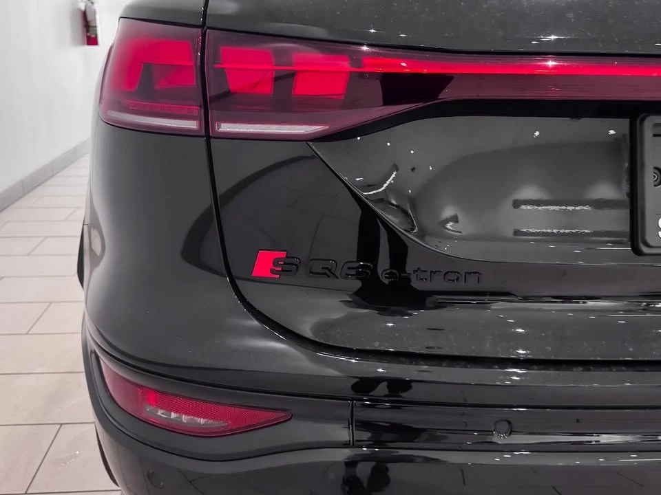 2027 Audi SQ6 e-tron - Image 5 of 20