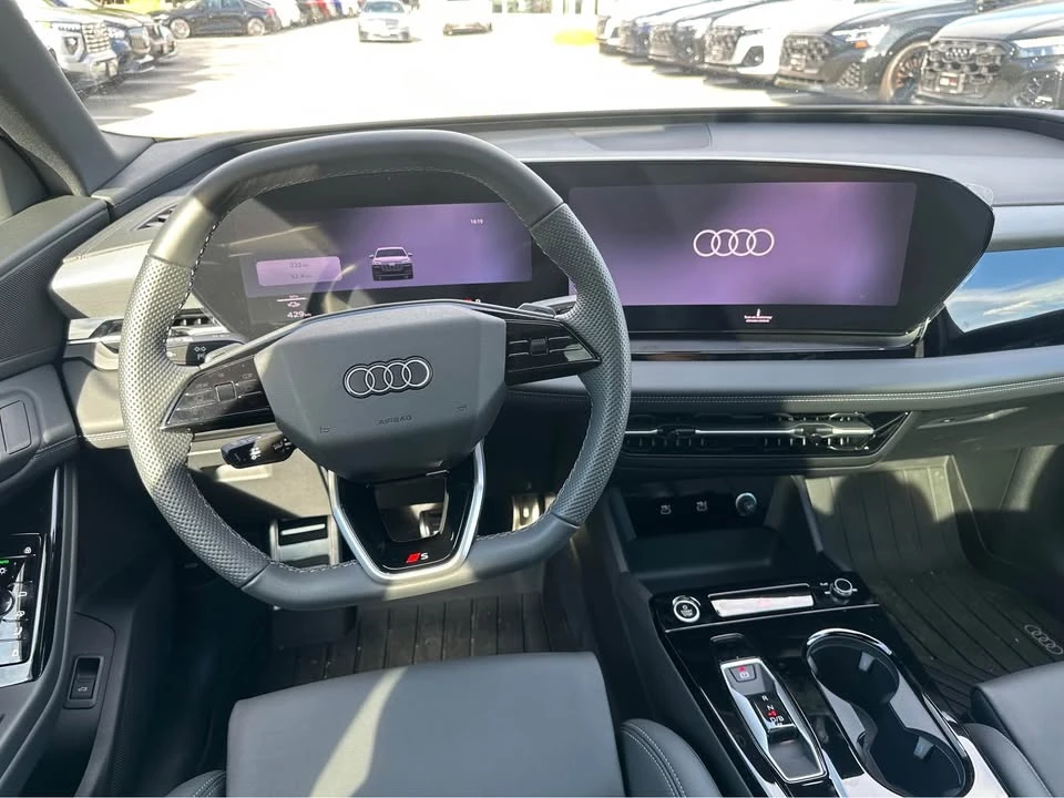 2027 Audi Q6 e-tron - Image 8 of 10