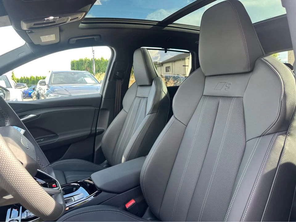 2027 Audi Q6 e-tron - Image 9 of 10